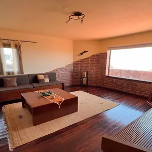 https://casa-cristian-y-maria.in-canary-islands.com